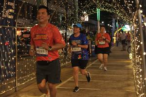 BIB: 3917, 4221, 3914
                            <button type="button" onclick="openModal(26274644)" class="btn btn-primary btn-sm float-right btn-popup" data-toggle="modal" data-target=".modal-high-quality">
                        <i class="fas fa-shopping-cart"></i> Add to Cart
                    </button>
                                            <button type="button" onclick="isThisMe(26274644, true)" class="btn btn-success btn-sm float-right btn-popup btn-isme hidden" data-toggle="tooltip" data-placement="bottom" title="นี่คือรูปของคุณใช่ไหม คลิกที่นี่เพื่อเอาเข้าอัลบั้ม">
                        <i class="fas fa-plus"></i> Add to album
                    </button>
                    <button type="button" onclick="isThisMe(26274644, false)" class="btn btn-warning btn-sm float-right btn-popup btn-isnotme hidden">
                        <i class="fas fa-ban"></i> Remove from album
                    </button>